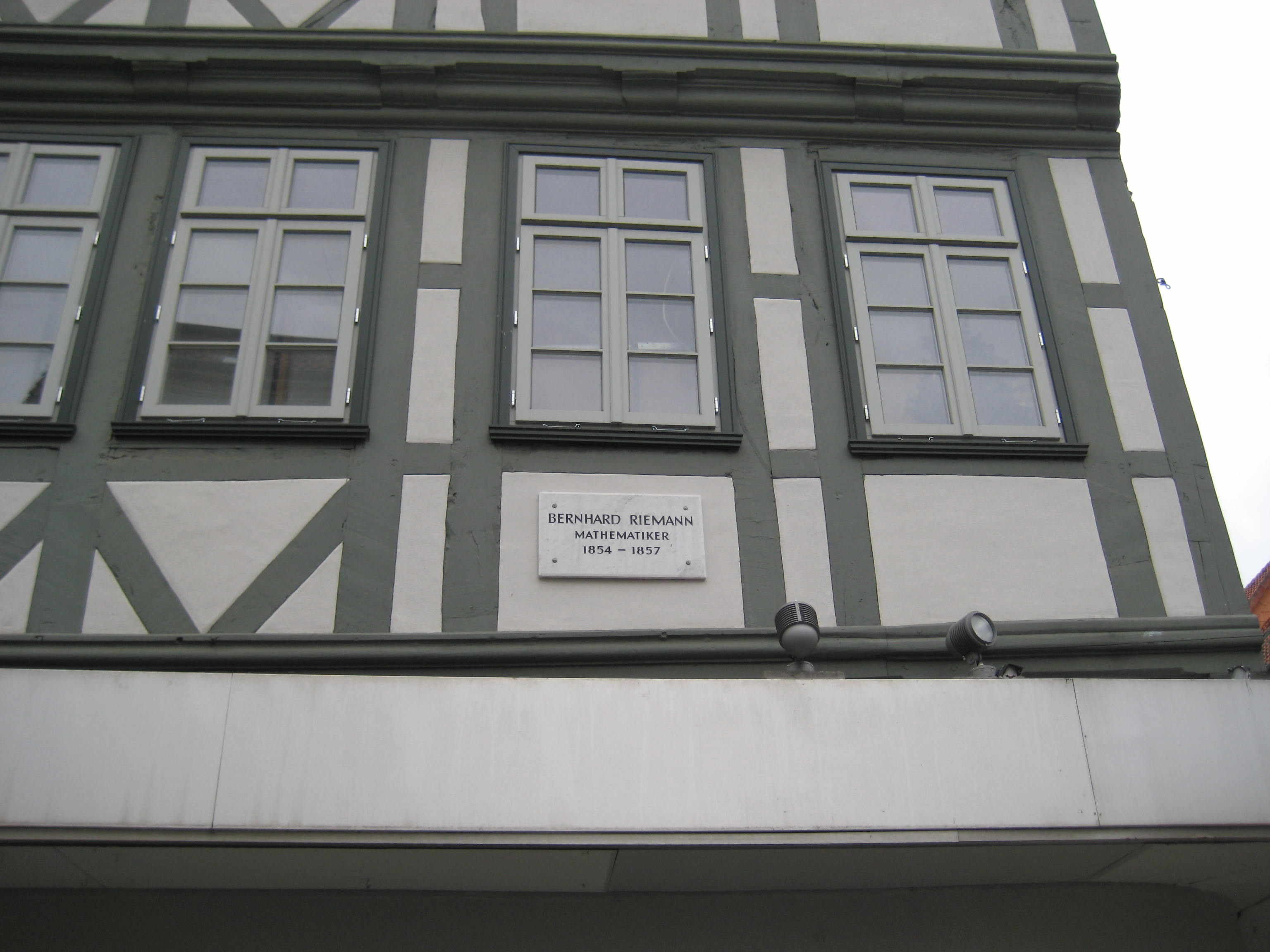 CASA EN LA QUE VIVIO RIEMANN EN GOTTINGEN EN SU ETAPA DE ESTUDIDANTE