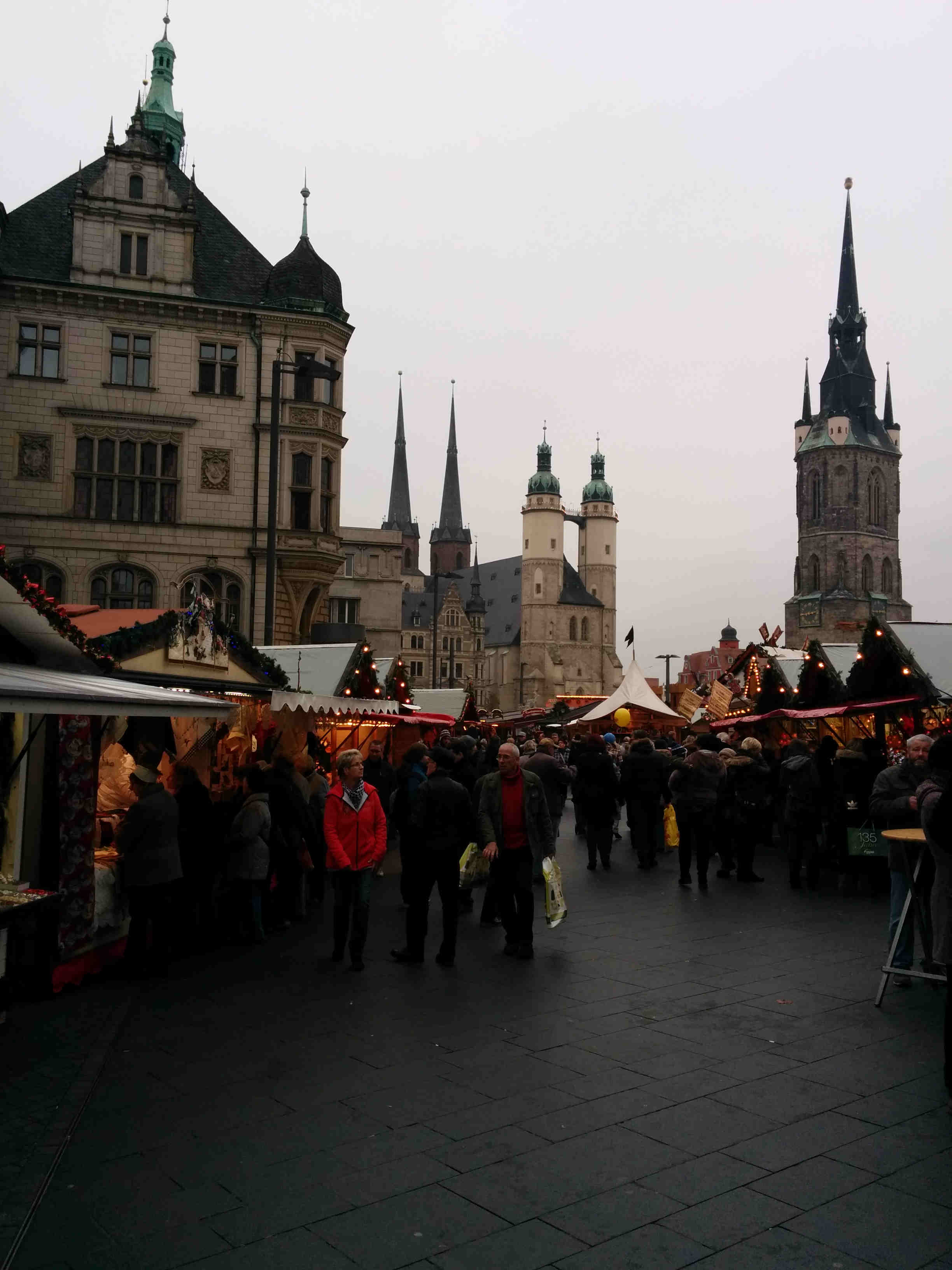 HALLE - PLAZA DEL MERCADO