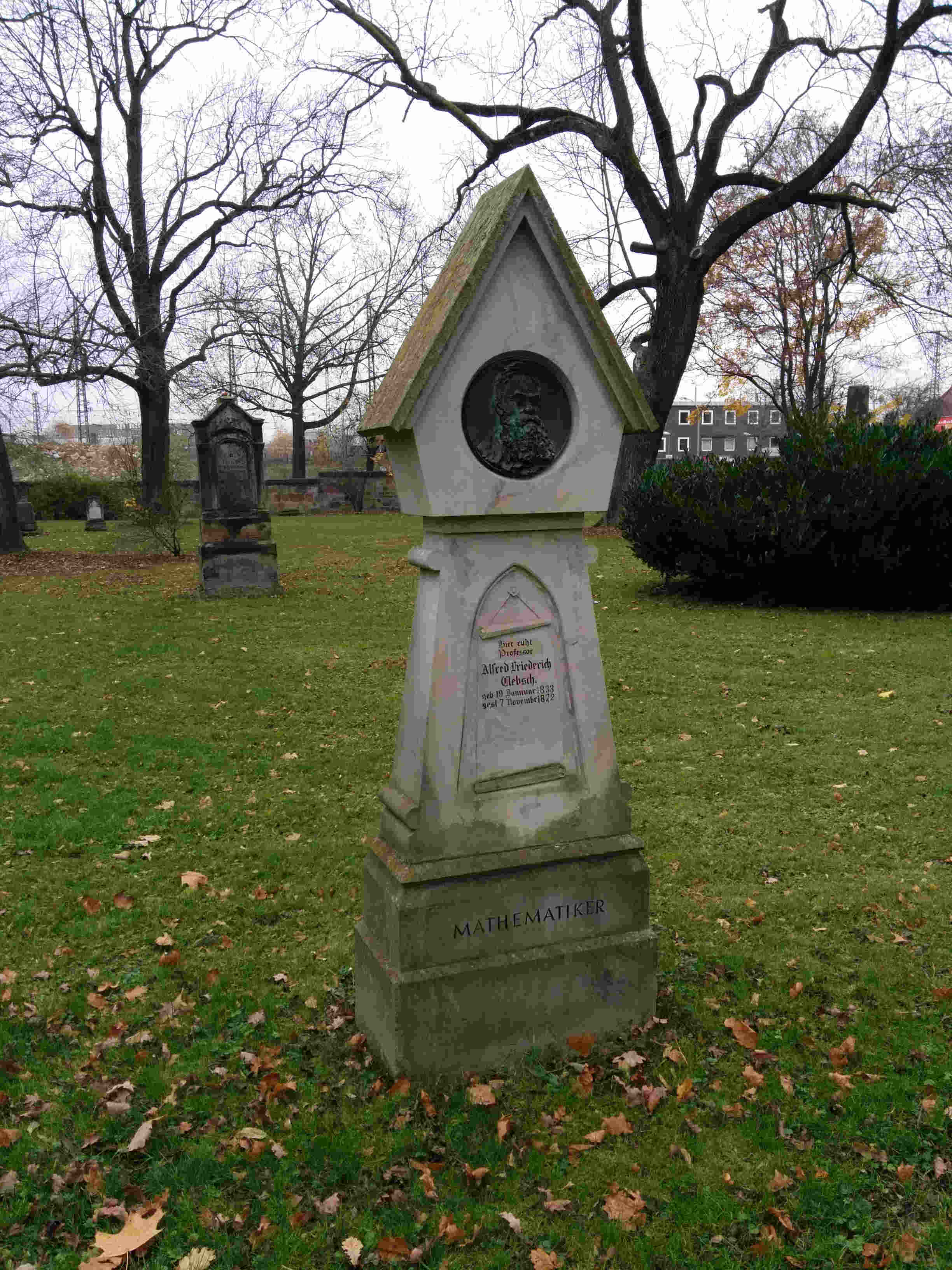 TUMBA DE ALFRED CLEBSCH EN GOTTINGEN